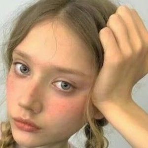 Meet your Posher, Bethurg